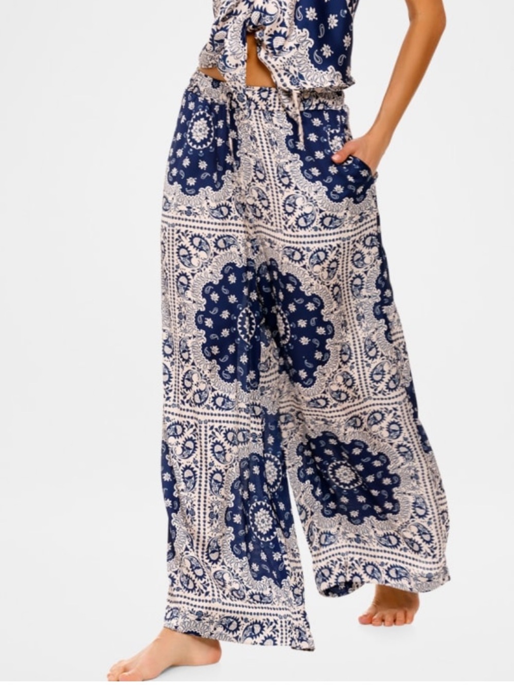 Agua Bendita Winter Atma Wide Leg Pants NWT Size Large Tropical Resort Palazzo